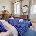 Primavera Apartment